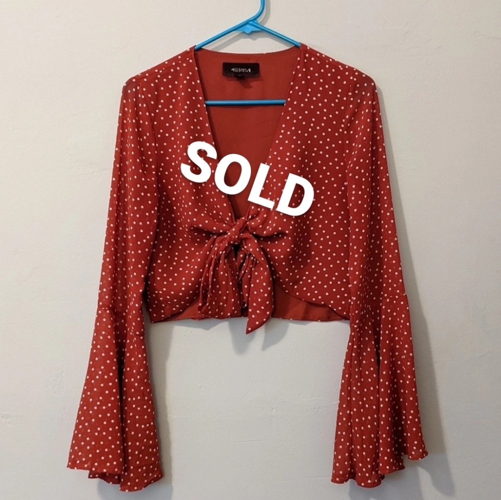 Nordstrom 4SIENNA bell sleeve top